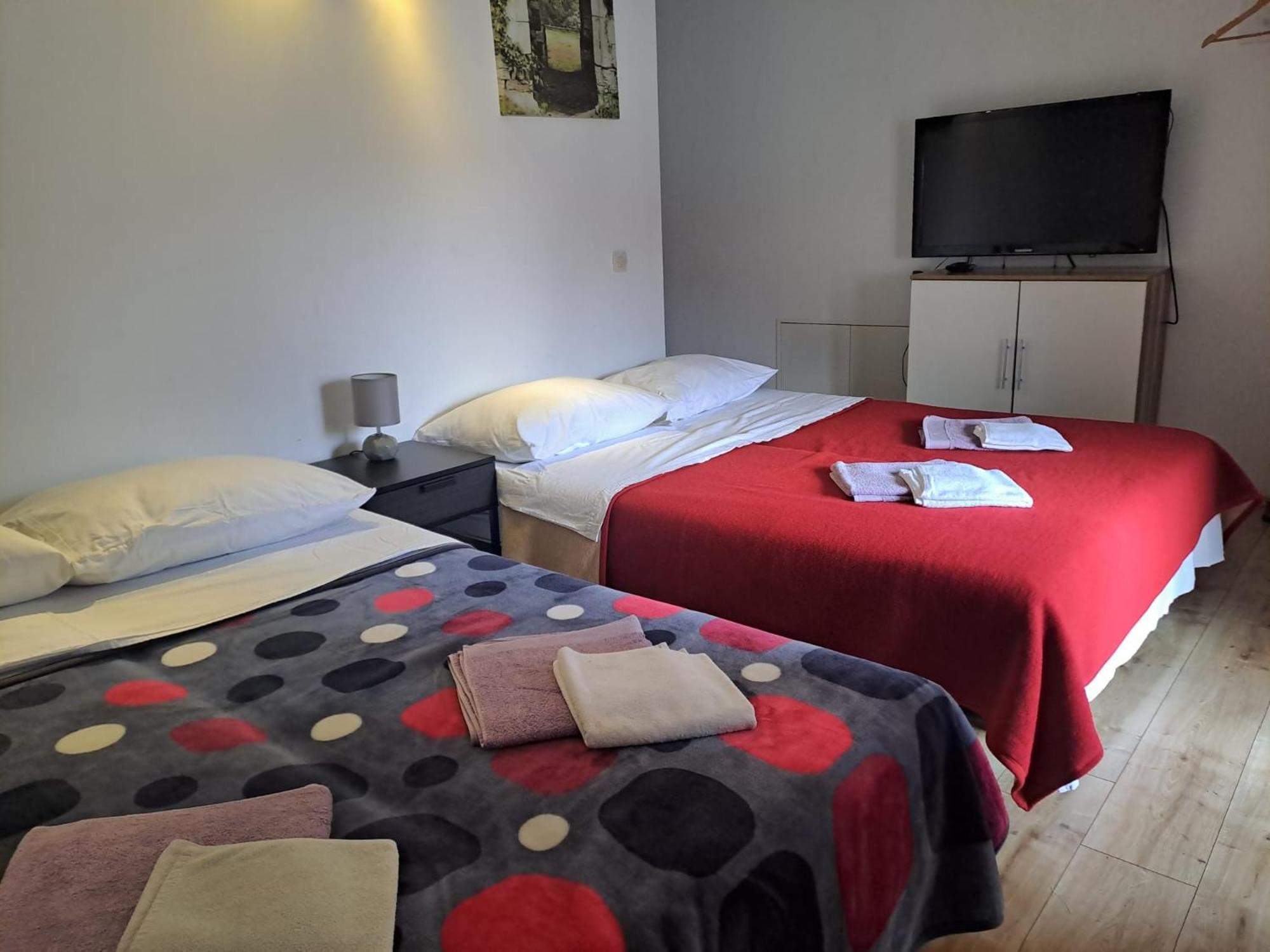 Peter&Zana Apartments 스타리 그라드 외부 사진