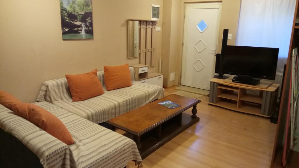 Peter&Zana Apartments 스타리 그라드 외부 사진