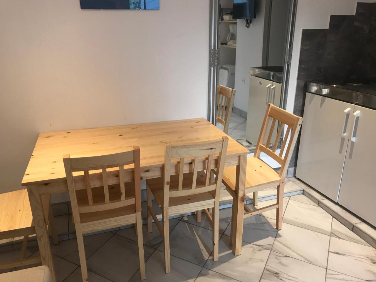 Peter&Zana Apartments 스타리 그라드 외부 사진